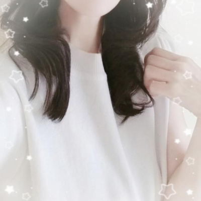 💕本日出勤です(*´∀｀*)💕出勤予定です💕ご予約お待ちしていますね💕