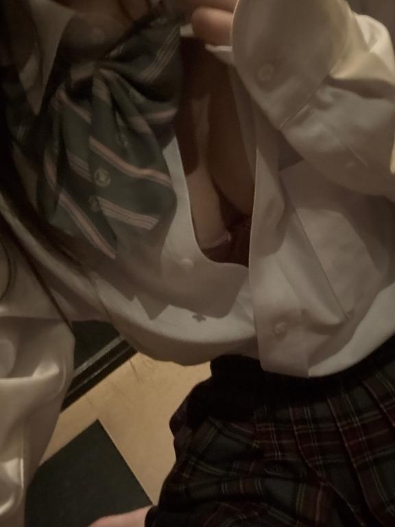🥺の画像1枚目
