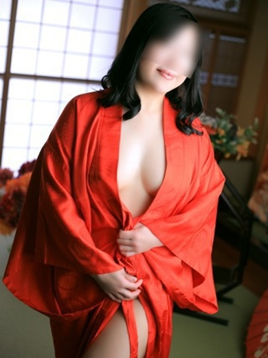 ちふゆ・親しみやすい小柄ご奉仕妻（43） の画像1枚目/星の源氏物語(名古屋・名駅/ショップ一覧)