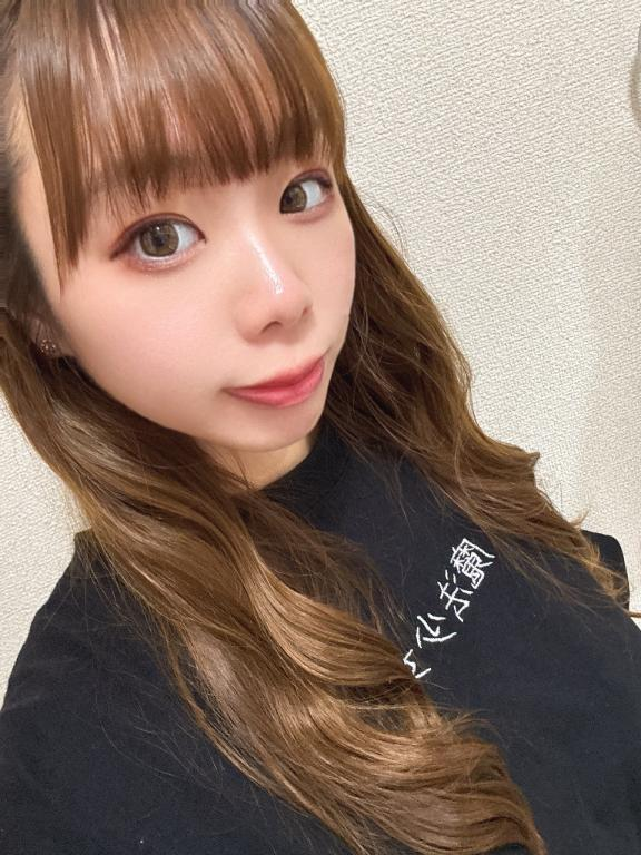 明日は、出勤です♡の画像1枚目