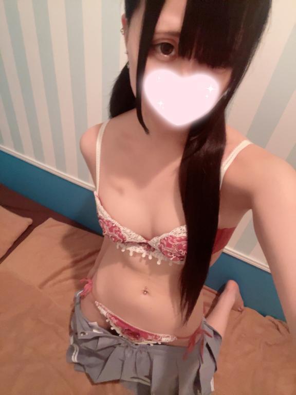 13時~18時出勤✏️の画像1枚目