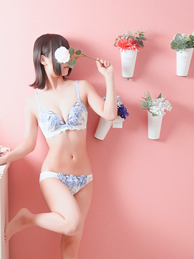 ゆずは ロリっ娘甘える小柄Ｍ初（23）/エロエロ星人 岡崎店(岡崎/ショップ一覧)