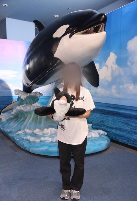 シャチと写真が撮れるコーナーあったよ‼︎の画像1枚目