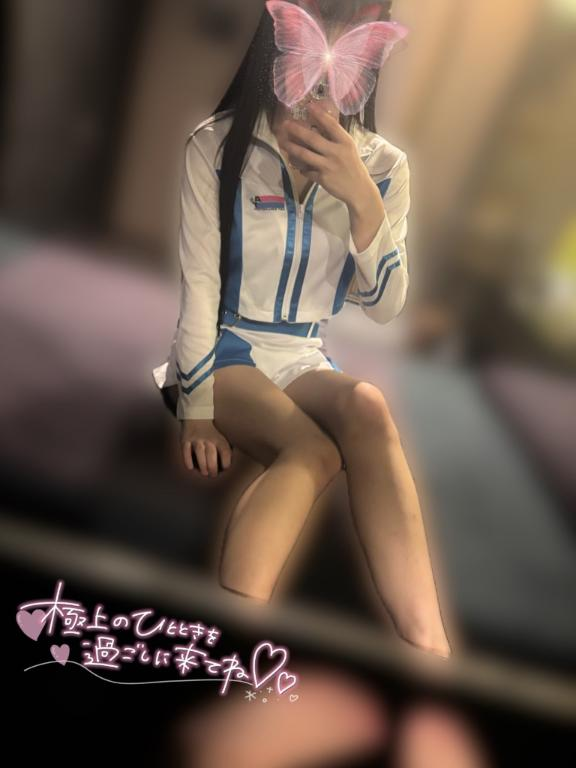 出勤🤍の画像1枚目