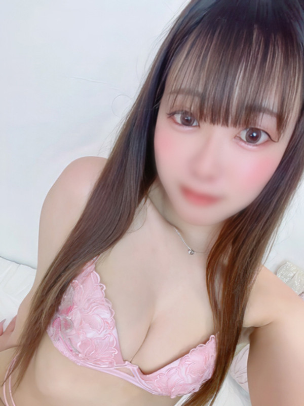 りの【清楚な彼女はエロかった！】（22）/巴里III(新栄・東新町/ショップ一覧)