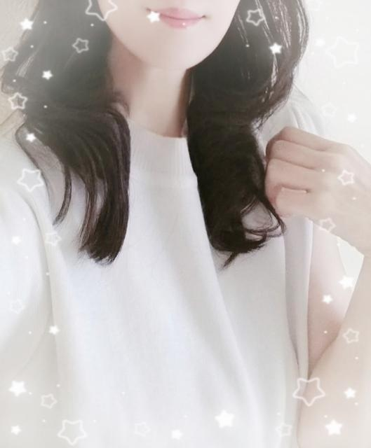 💕本日出勤です(*´∀｀*)💕出勤予定です💕ご予約お待ちしていますね💕の画像1枚目