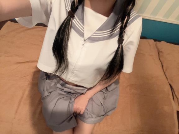 もうすぐ出勤です😻の画像1枚目